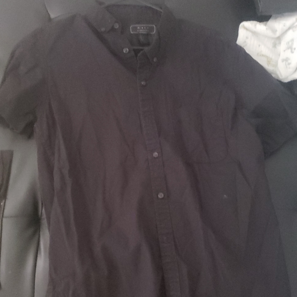 Mens black shirt sleeve button T-shirt